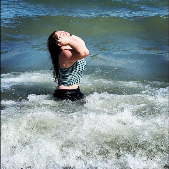 Blue halter top - Picture 2 of 4